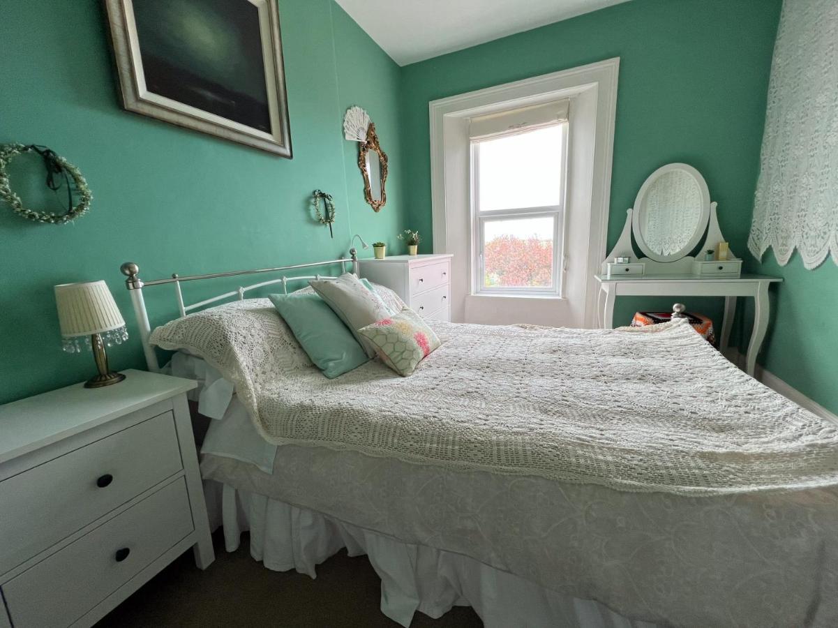 Вилла Unique Townhouse With Large Garden Down To The Sea Killough Экстерьер фото